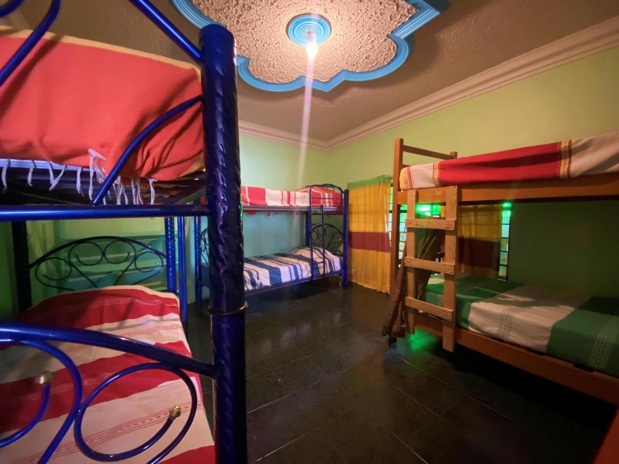 オアハカ州 Casa El Mundoホステル エクステリア 写真